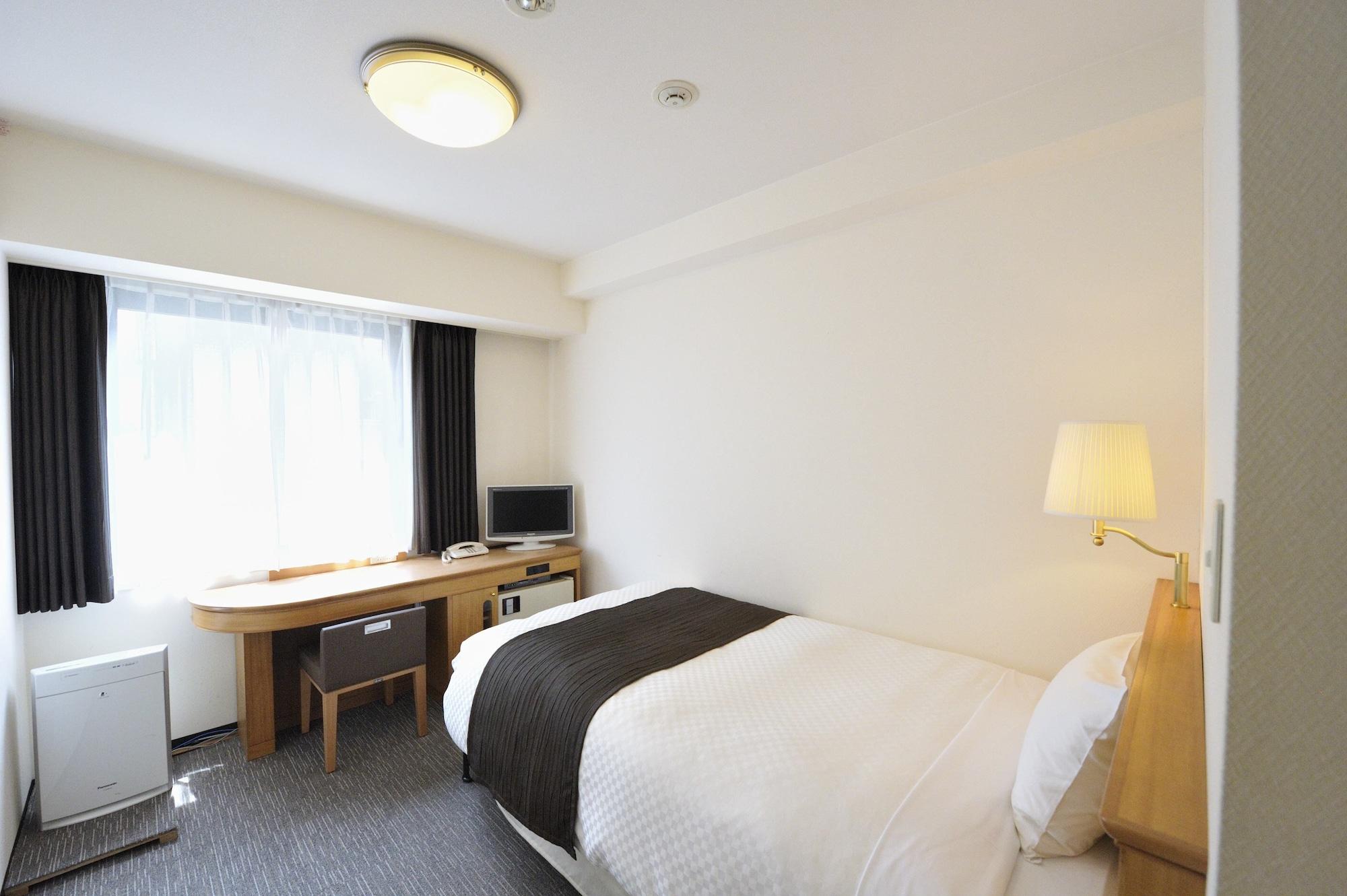 Court Hotel Shin-Yokohama Yokohama  Exterior photo